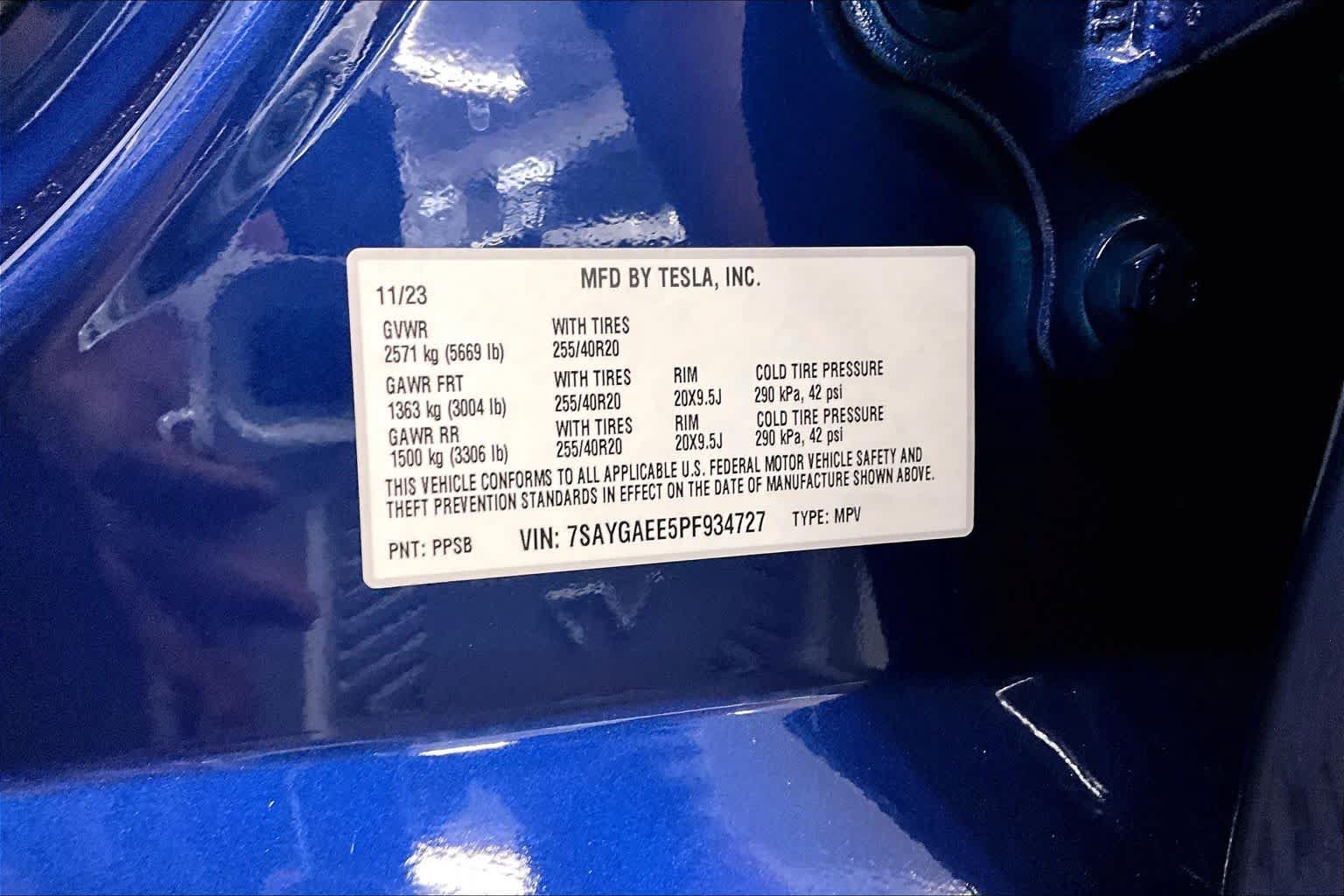 Used 2023 Tesla Model Y Long Range AWD/4WD image 35