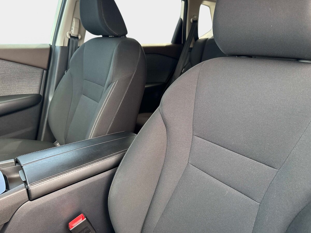 Used 2023 Nissan Rogue S FWD image 17