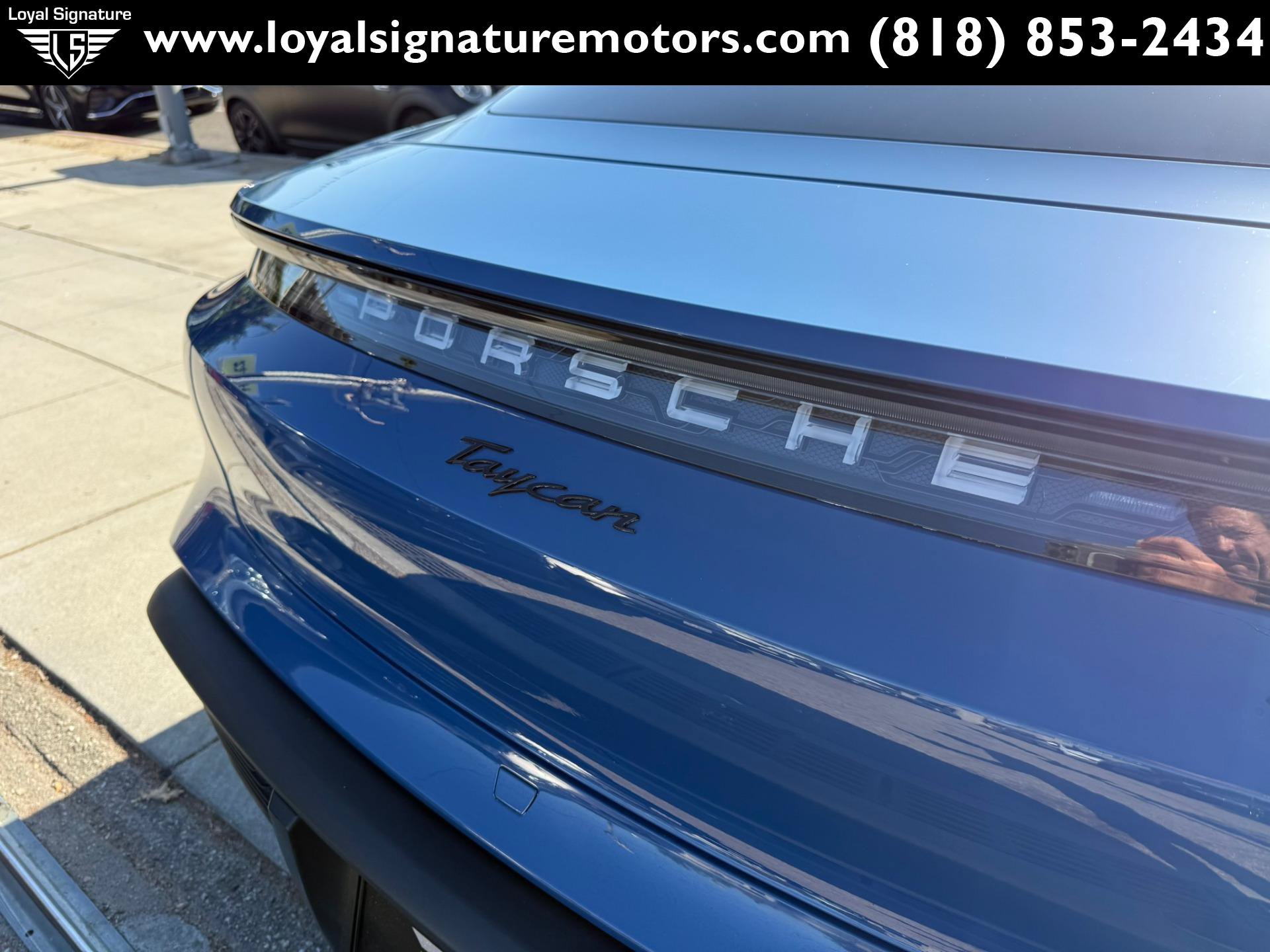 Used 2022 Porsche Taycan RWD image 8