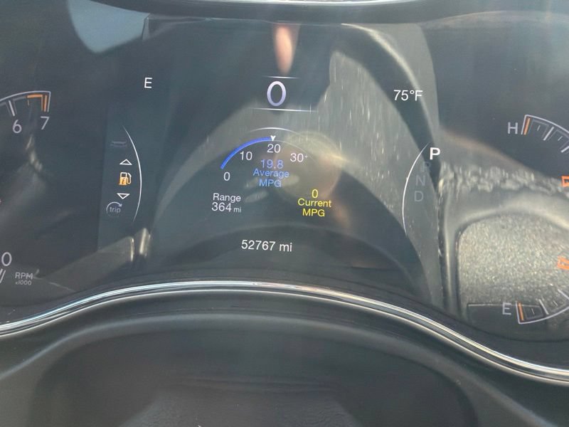Used 2021 Jeep Grand Cherokee Laredo X AWD/4WD image 17