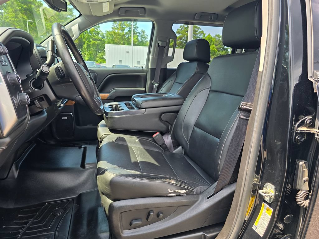 Used 2017 Chevrolet Silverado 2500 LTZ w/ Duramax Plus Package AWD/4WD image 8