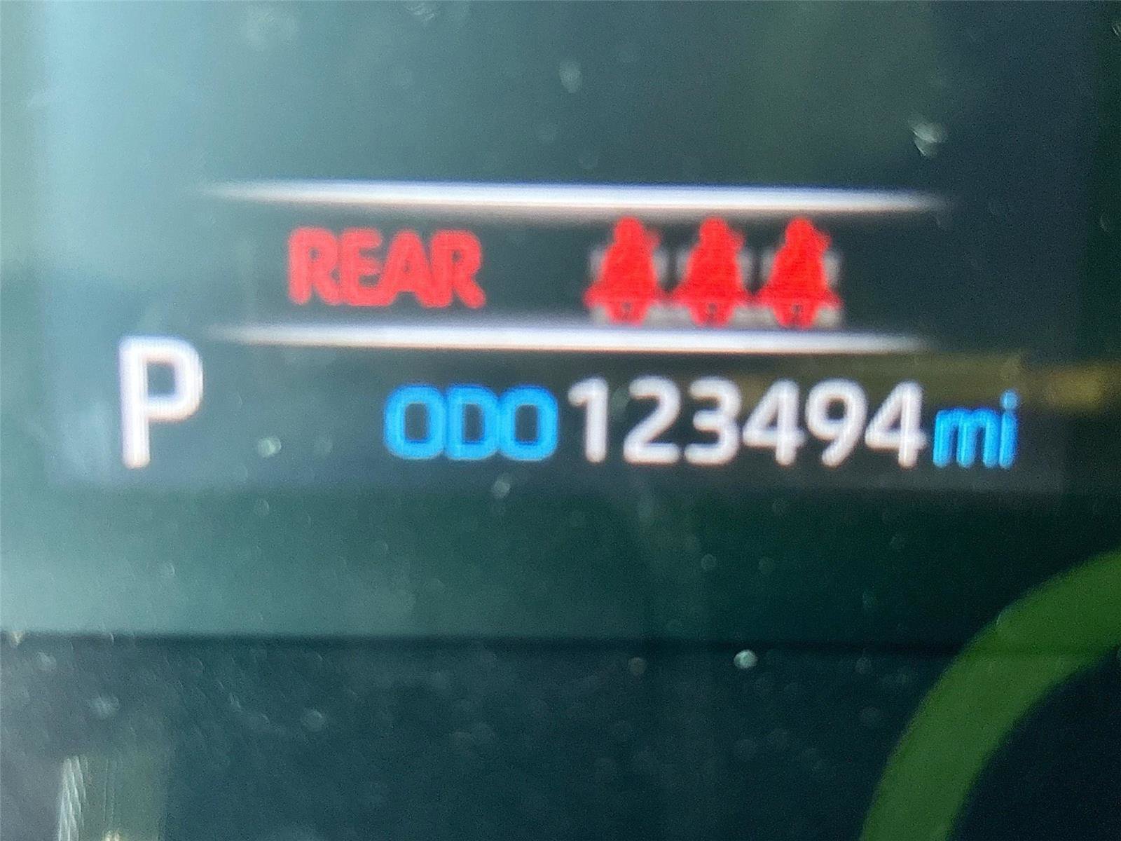 Used 2019 Toyota RAV4 LE image 13