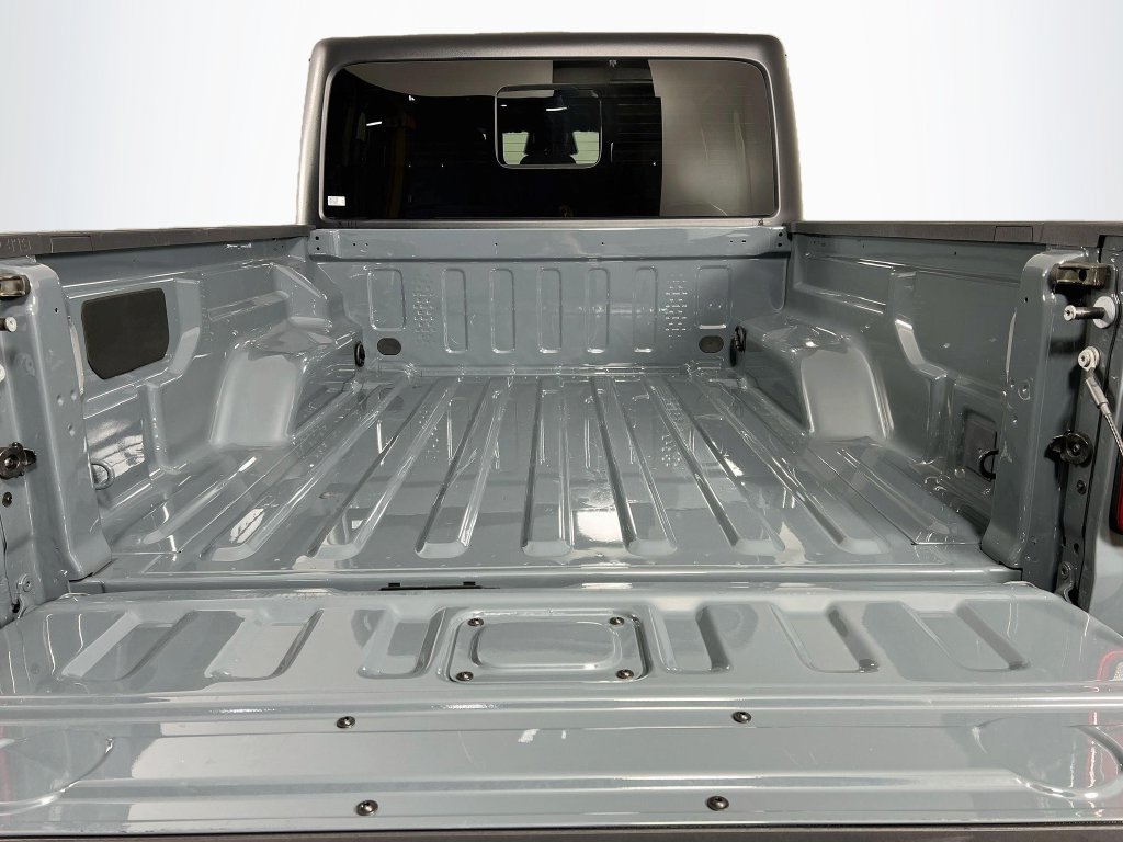 New 2026 Jeep Gladiator Sport AWD/4WD image 24