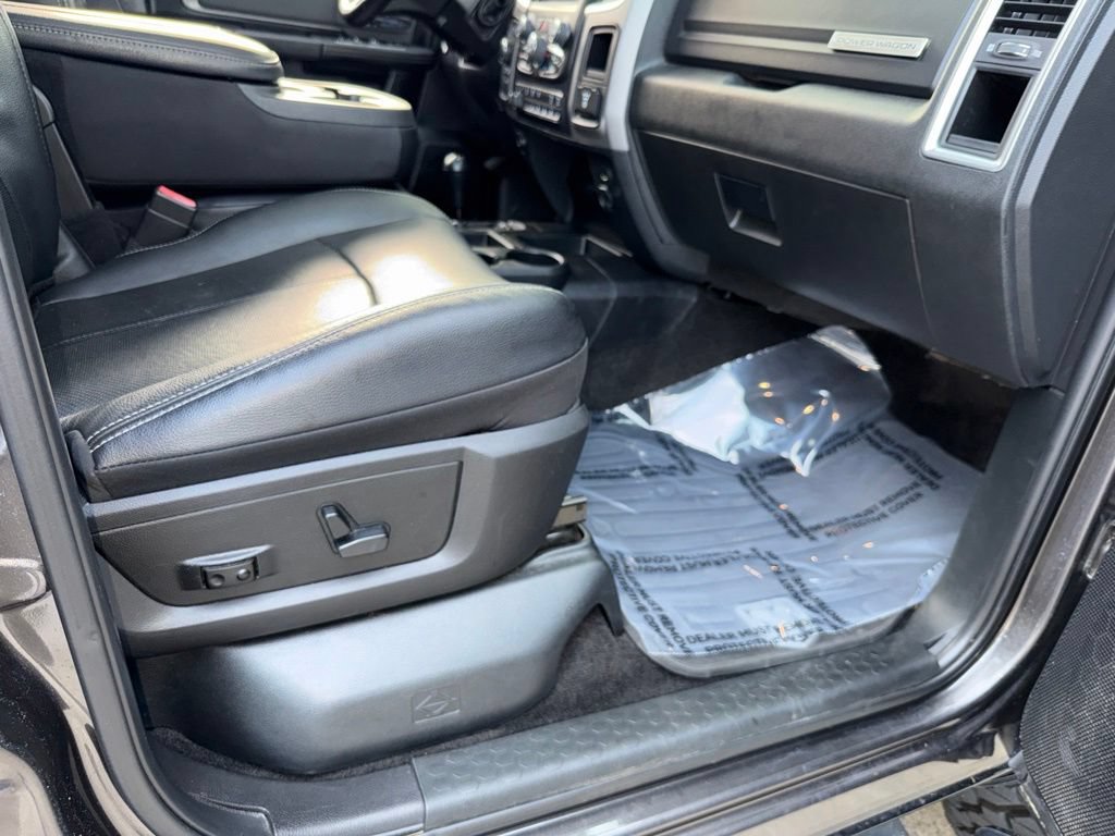 Used 2018 RAM 2500 Power Wagon w/ Leather & Luxury Group AWD/4WD image 27