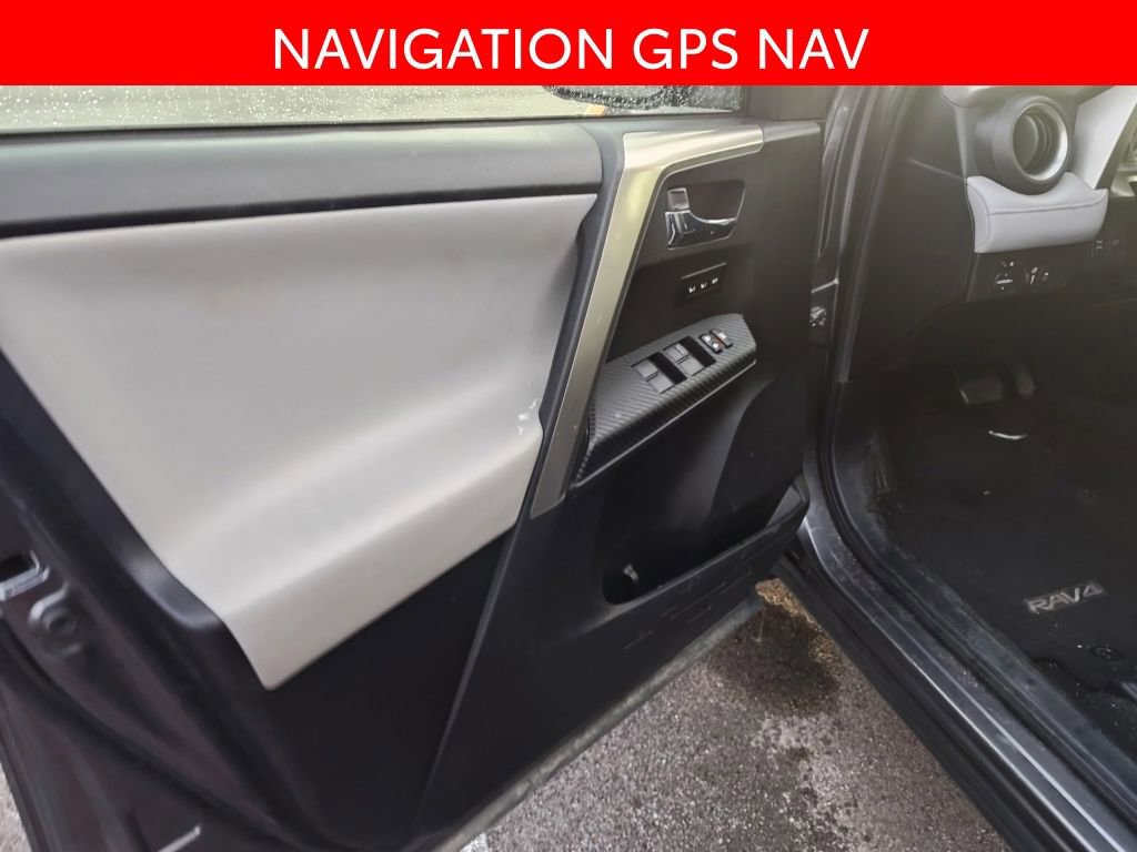 Used 2015 Toyota RAV4 Limited AWD/4WD image 5