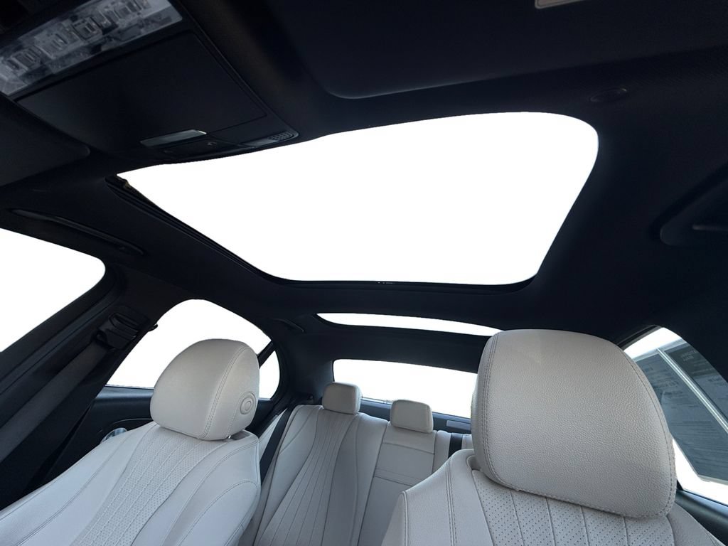 Used 2018 Mercedes-Benz E 300 image 12
