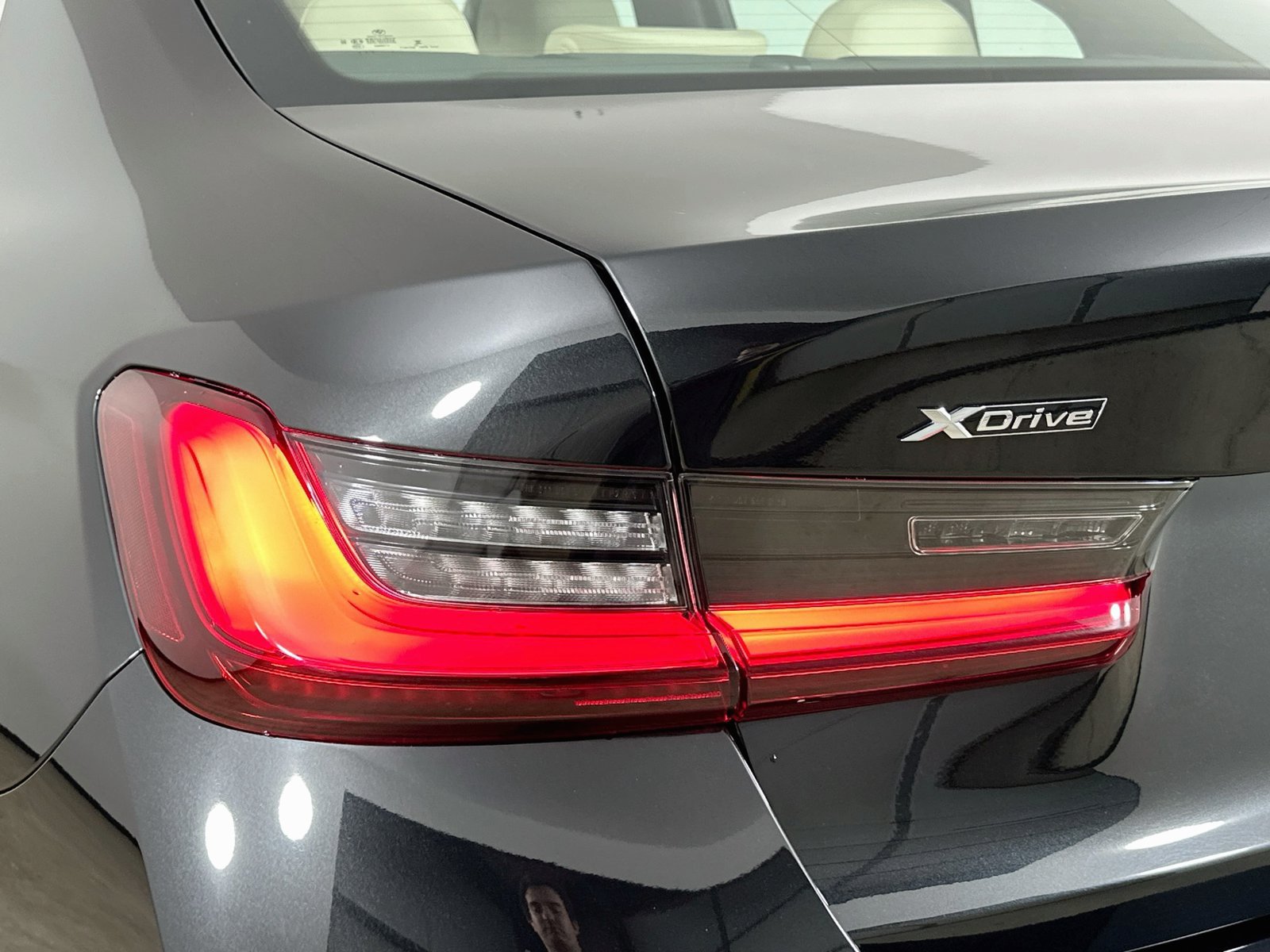 Used 2024 BMW 330i xDrive Sedan w/ Convenience Package AWD/4WD image 12