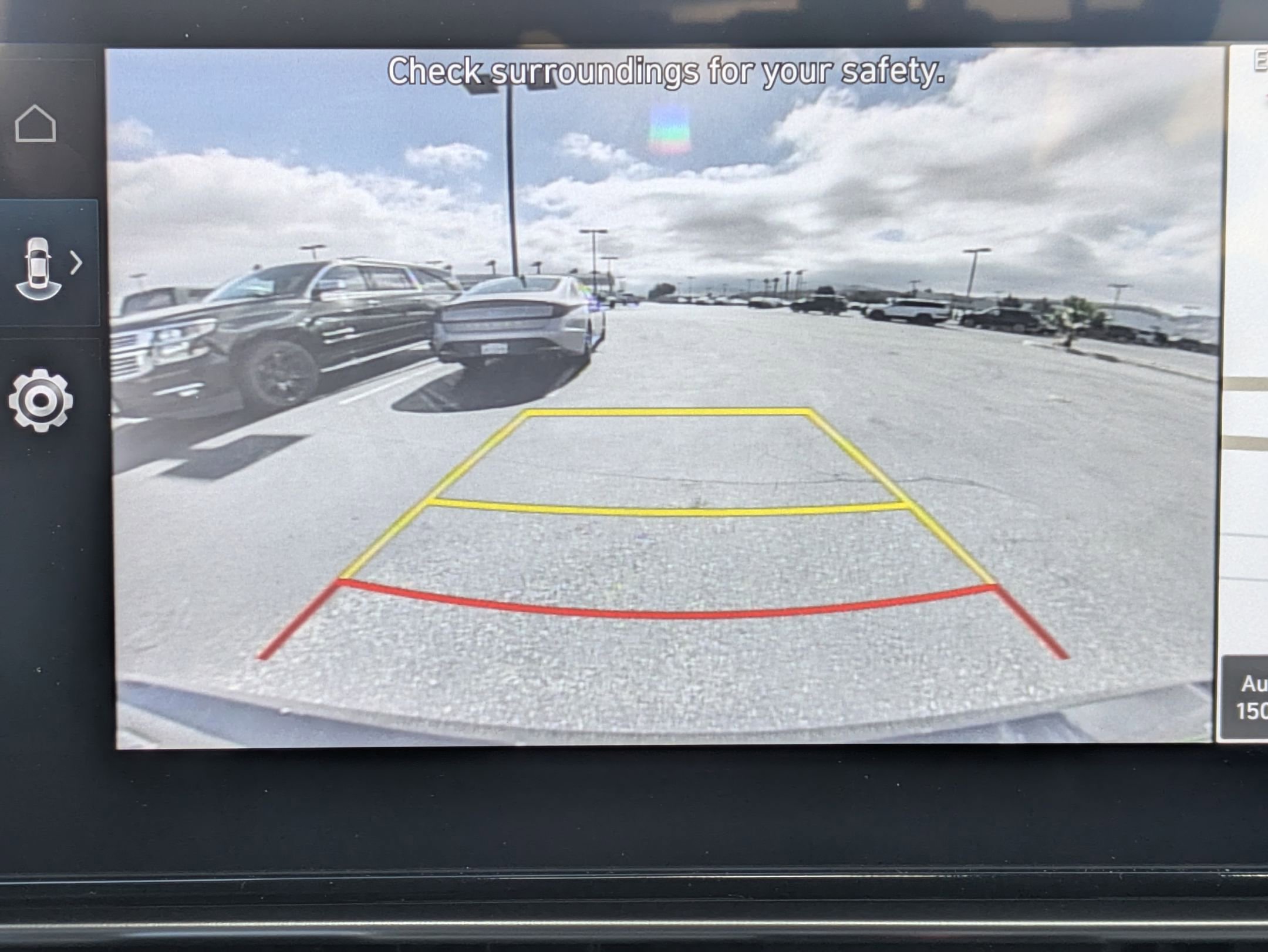 Certified 2025 Hyundai Elantra SEL FWD image 30