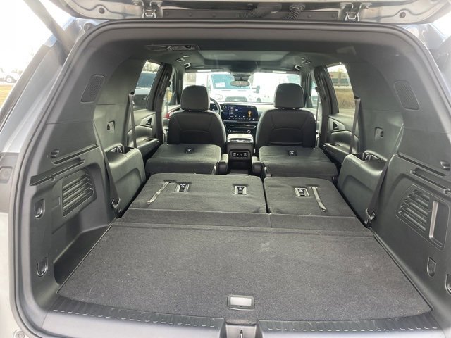 Used 2025 Chevrolet Traverse Z71 w/ Driver Confidence Package image 71