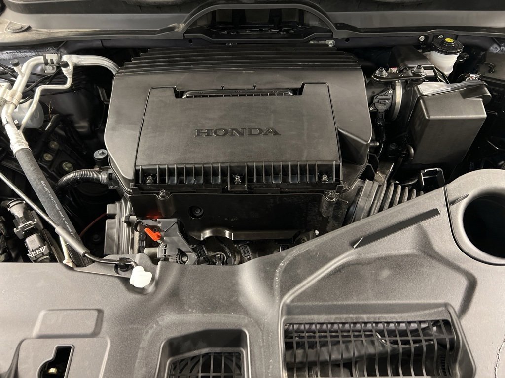 Used 2025 Honda Pilot Black Edition image 42