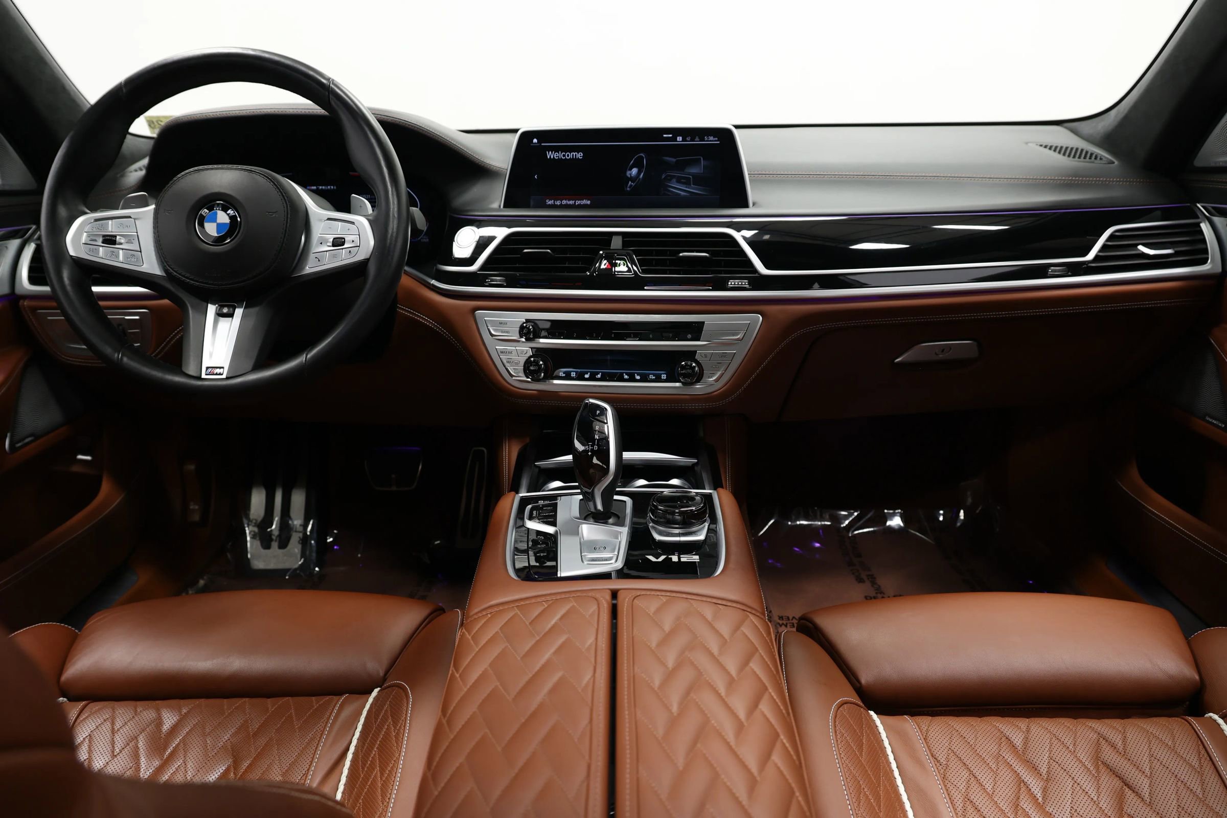 Used 2022 BMW M760i xDrive w/ Luxury Rear Seating Package image 47