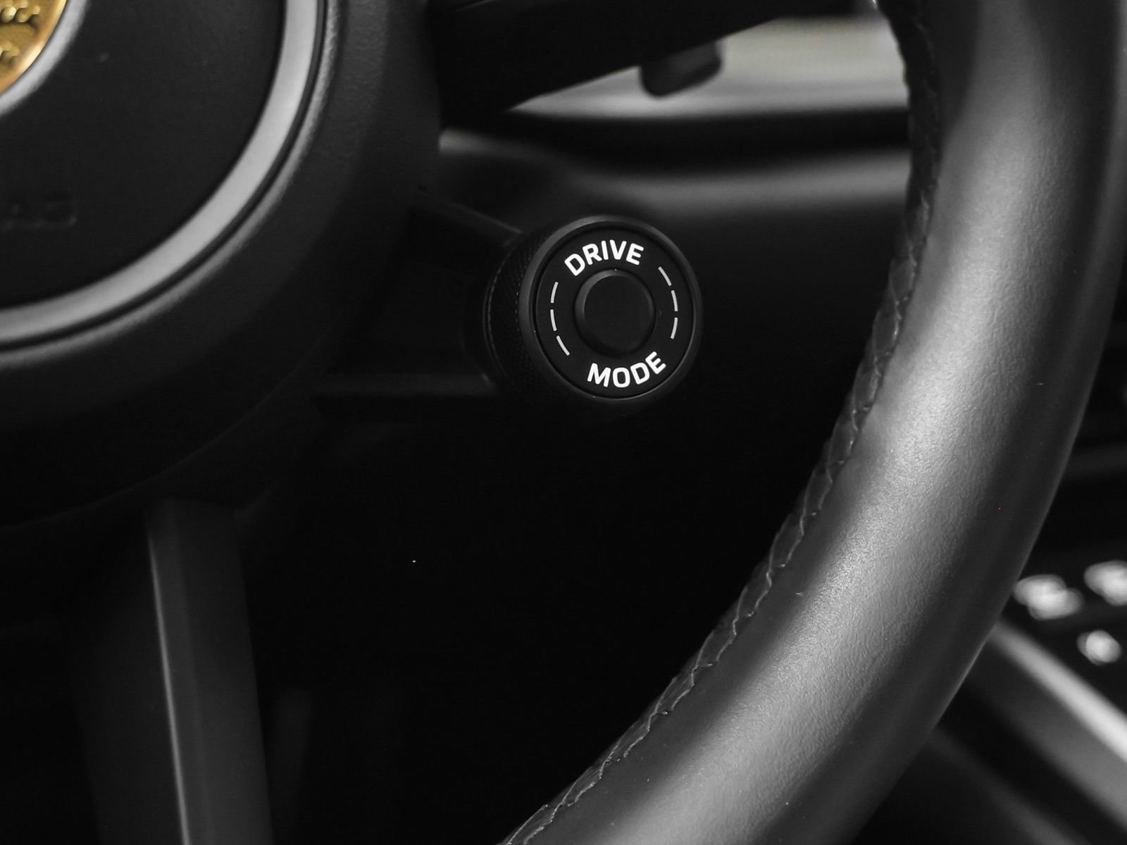 Certified 2022 Porsche 911 Carrera RWD image 33