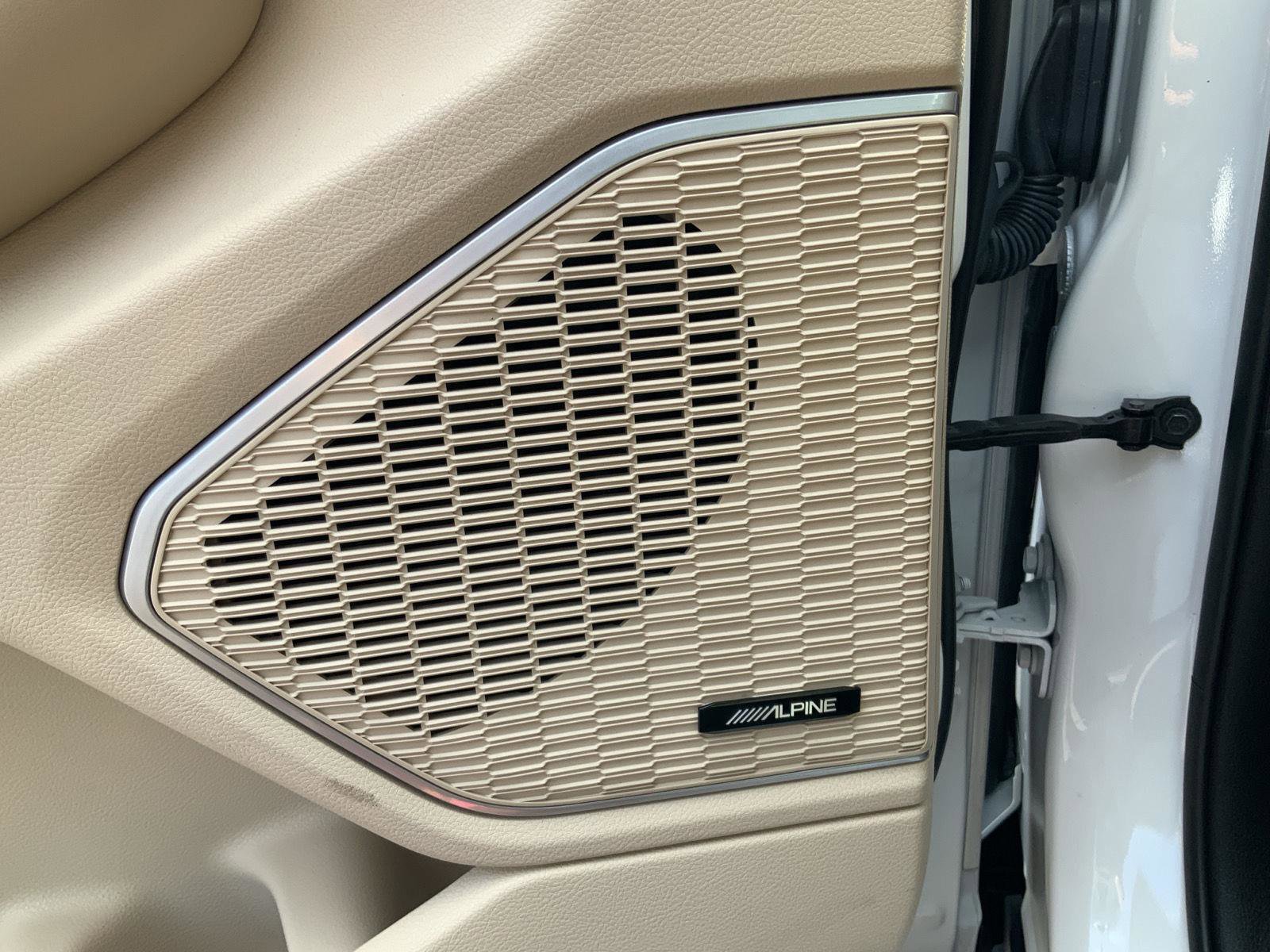 Used 2022 Jeep Grand Cherokee L Limited image 25