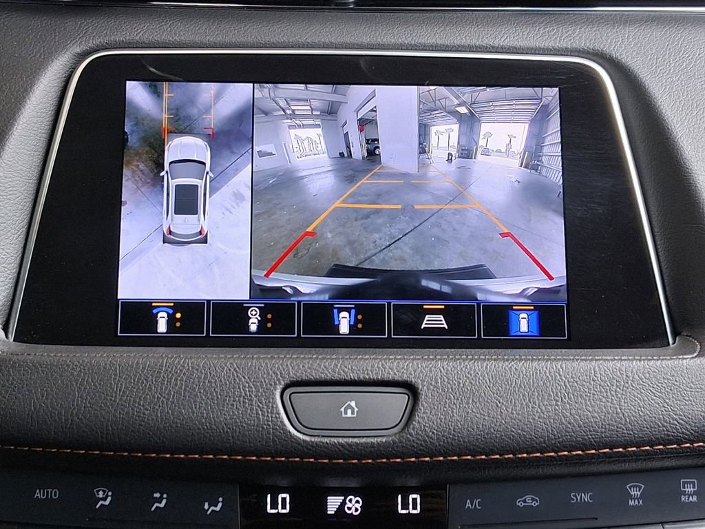 Used 2023 Cadillac XT4 Sport w/ Enhanced Visibility Package FWD image 15
