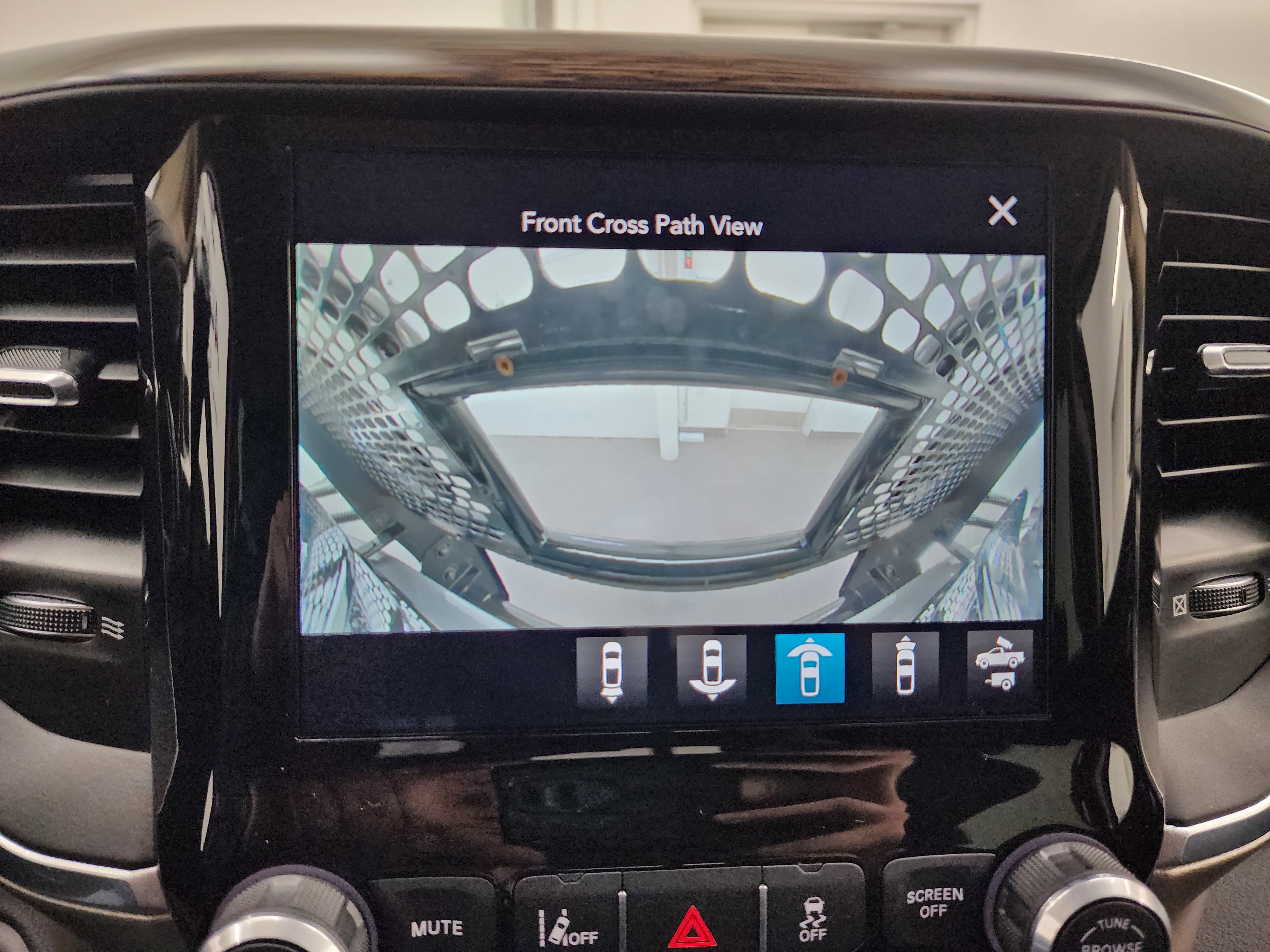 Used 2020 RAM 3500 Laramie image 63