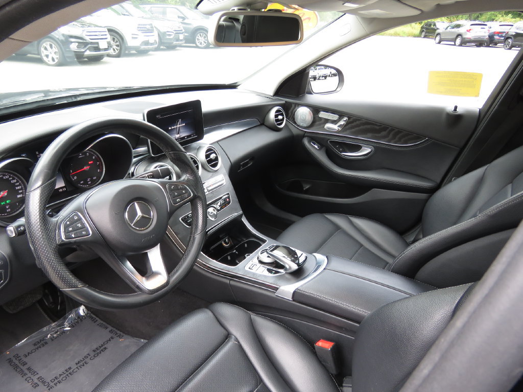 Used 2015 Mercedes-Benz C 300 4MATIC Sedan image 11