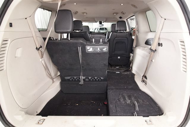 Used 2017 Chrysler Pacifica Touring-L FWD image 26