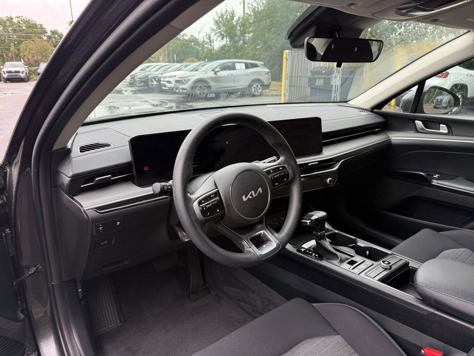 Used 2025 Kia K5 LXS image 32