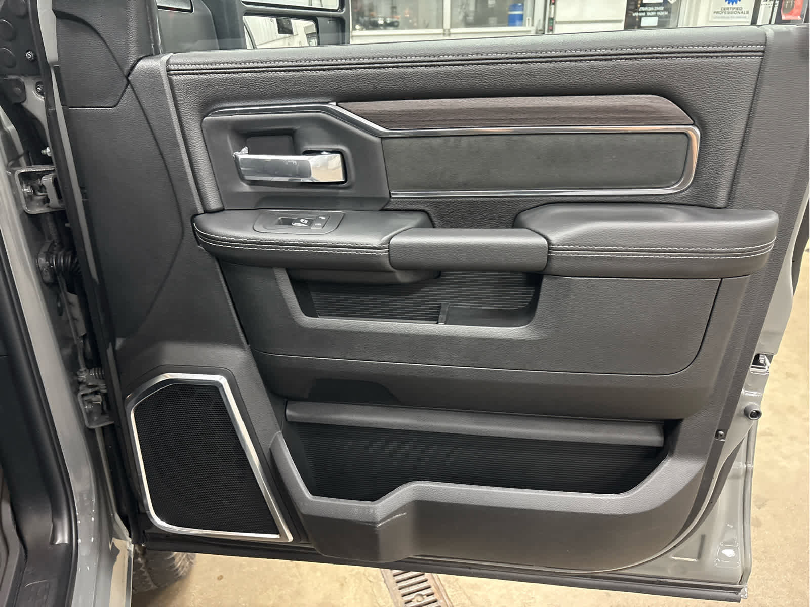 New 2026 RAM 2500 Laramie w/ Night Edition image 34