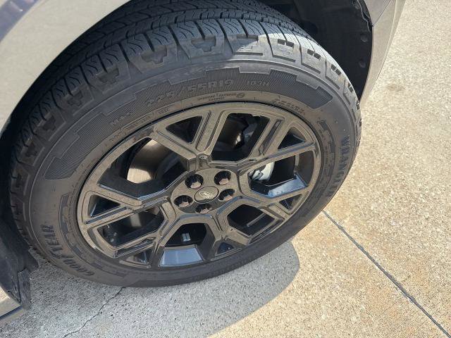 Certified 2025 Ford Maverick XLT w/ Black Appearance Package AWD/4WD image 16