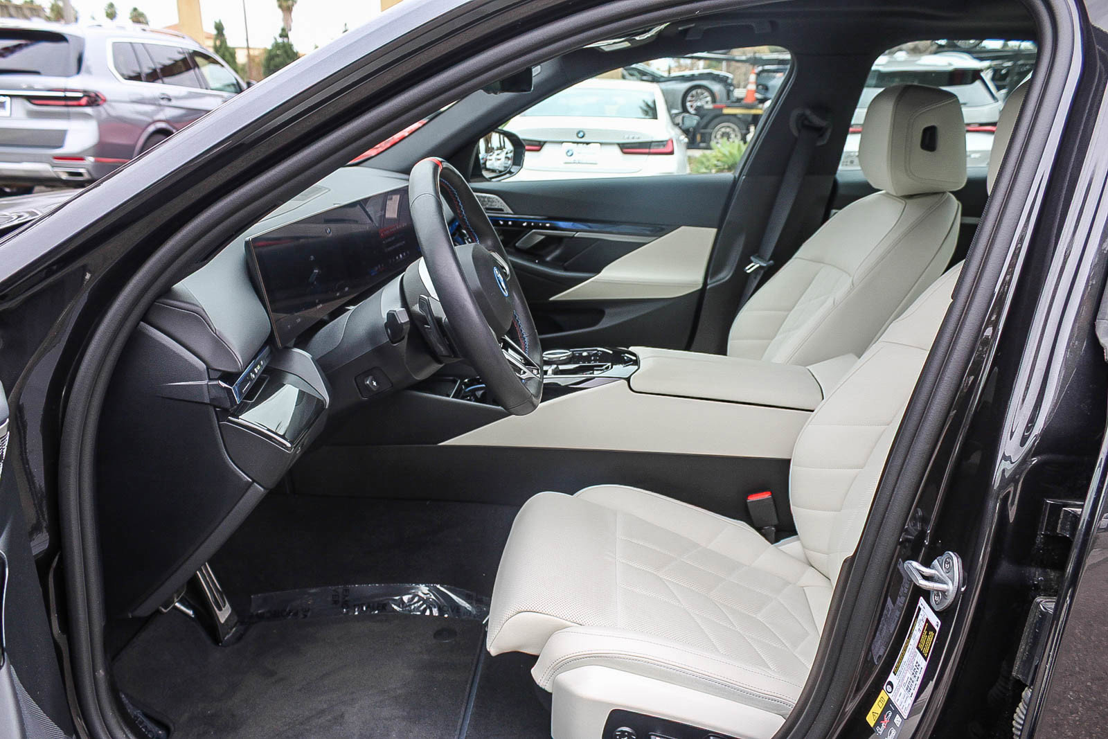 Used 2025 BMW i5 M60 image 17