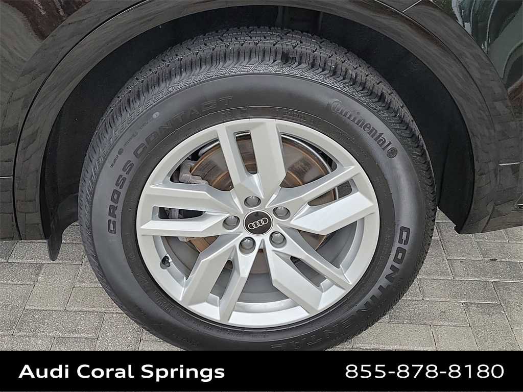 Certified 2023 Audi Q5 2.0T Premium w/ Convenience Package image 16