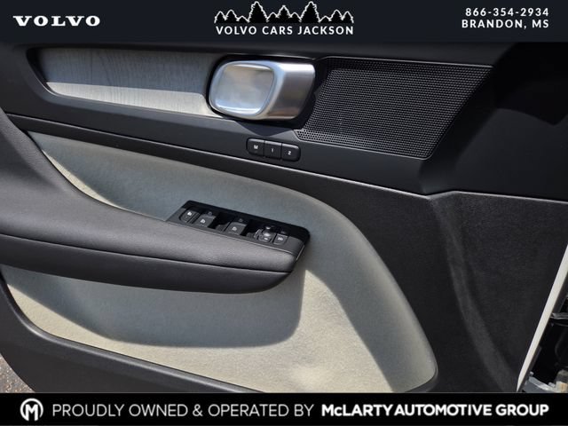 Certified 2026 Volvo XC40 B5 Plus w/ Protection Package Premier AWD/4WD image 17