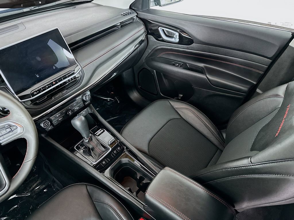 Certified 2022 Jeep Compass Trailhawk image 32