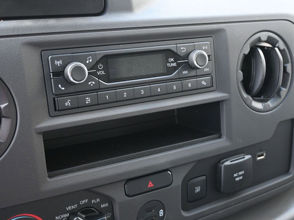 New 2025 Ford E-350 and Econoline 350 Super Duty w/ Power Equipment Group image 19