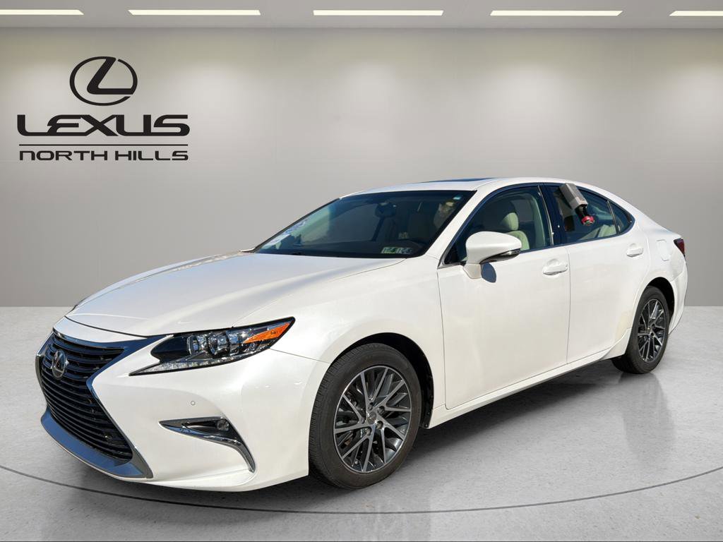 Used 2016 Lexus ES 350 w/ Navigation System Package 360° Tour