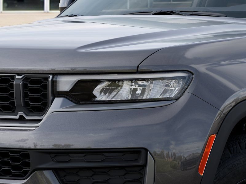 New 2026 Jeep Grand Cherokee Altitude AWD/4WD image 10