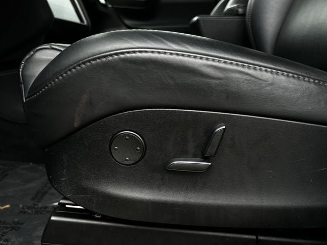 Used 2019 Tesla Model X Performance AWD/4WD image 25
