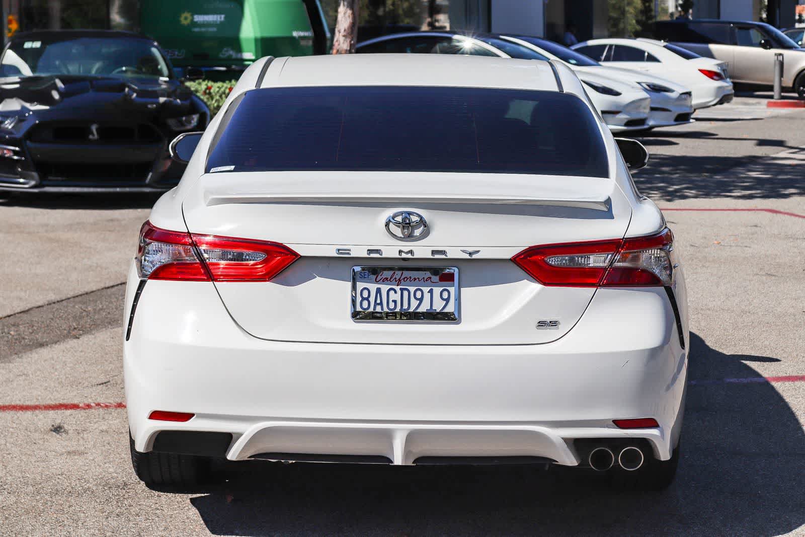 Used 2018 Toyota Camry SE FWD image 5