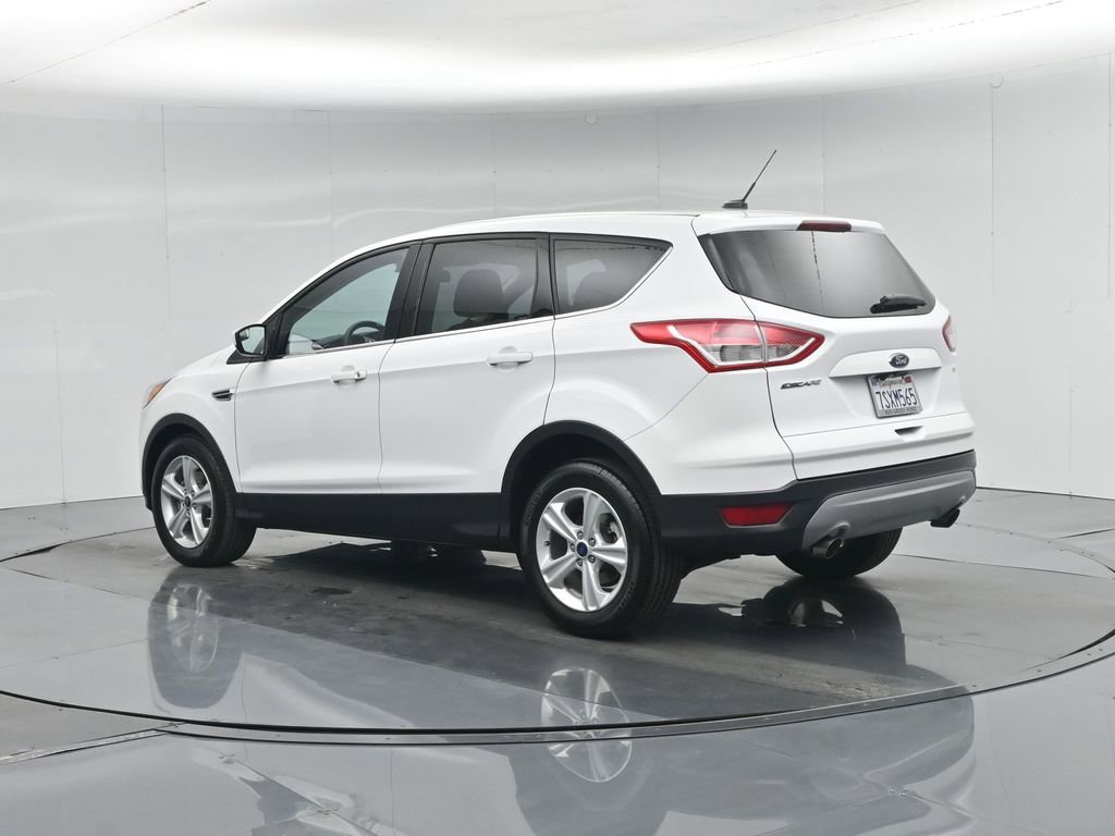 Used 2016 Ford Escape SE image 6