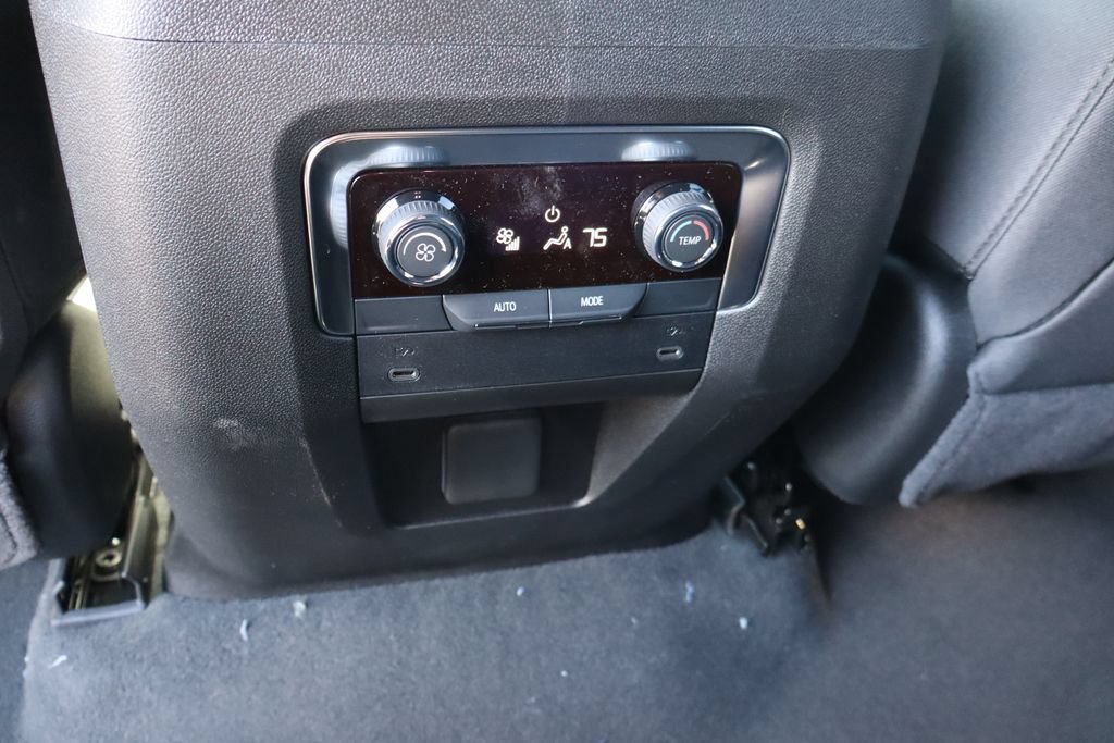 New 2026 Chevrolet Suburban LS w/ Max Trailering Package AWD/4WD image 21