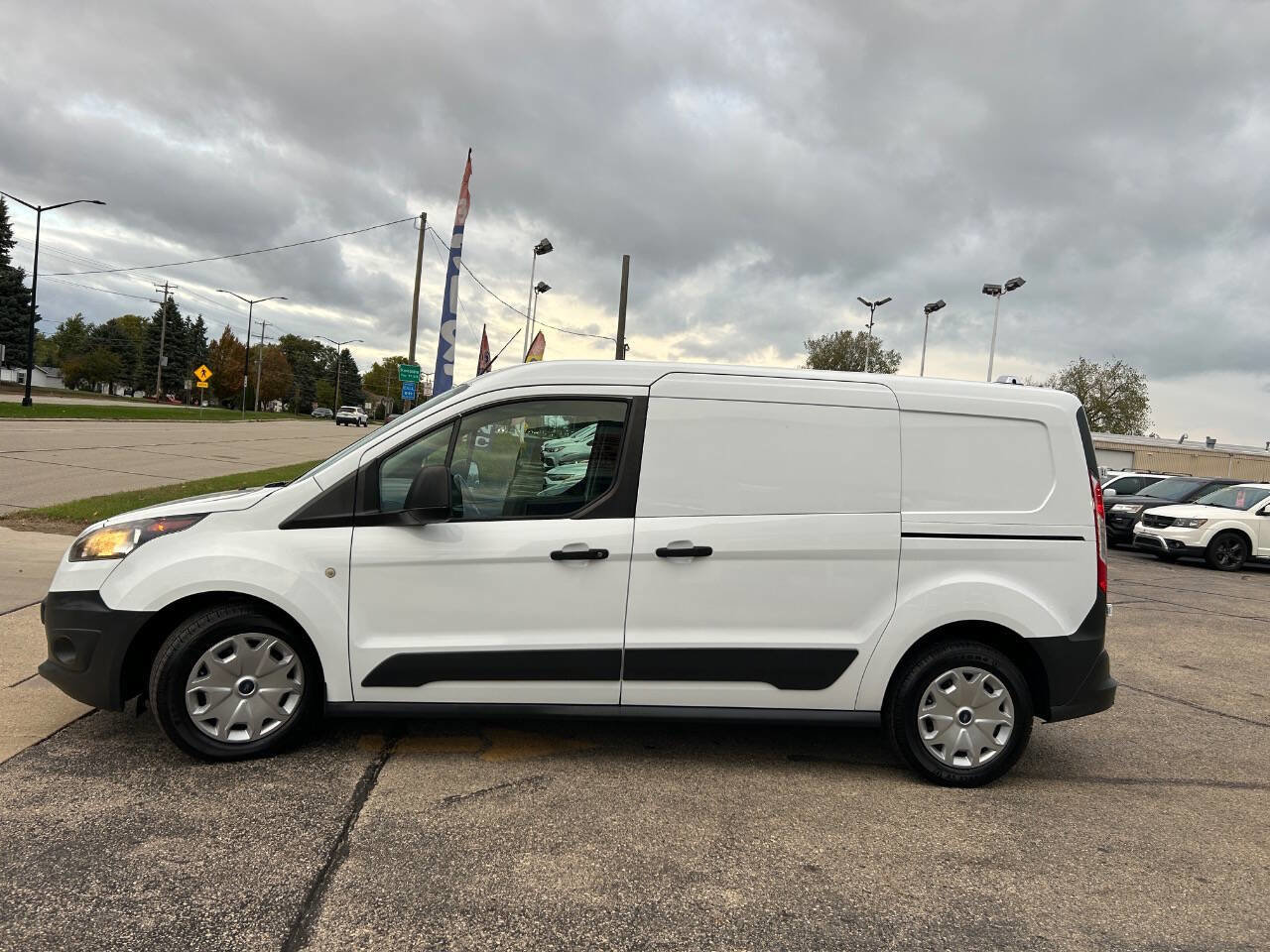 Used 2018 Ford Transit Connect XL image 7