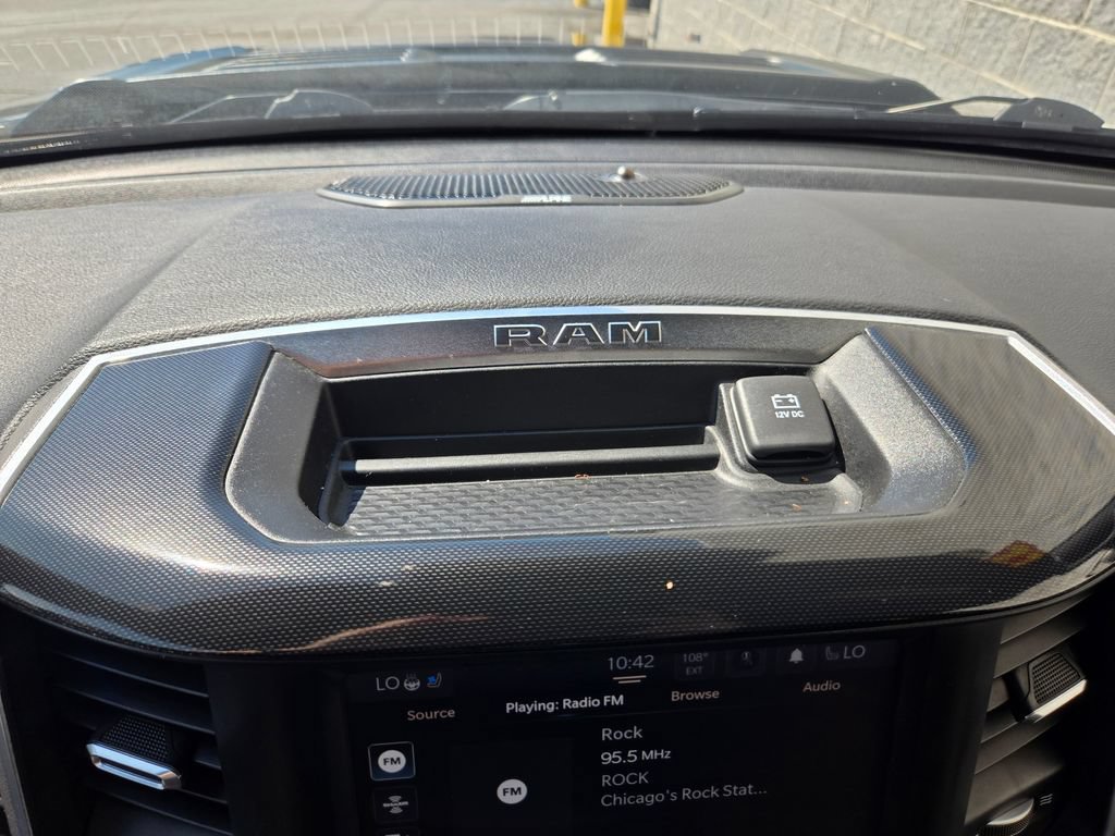 Used 2022 RAM 1500 Laramie w/ Sport Appearance Package AWD/4WD image 26