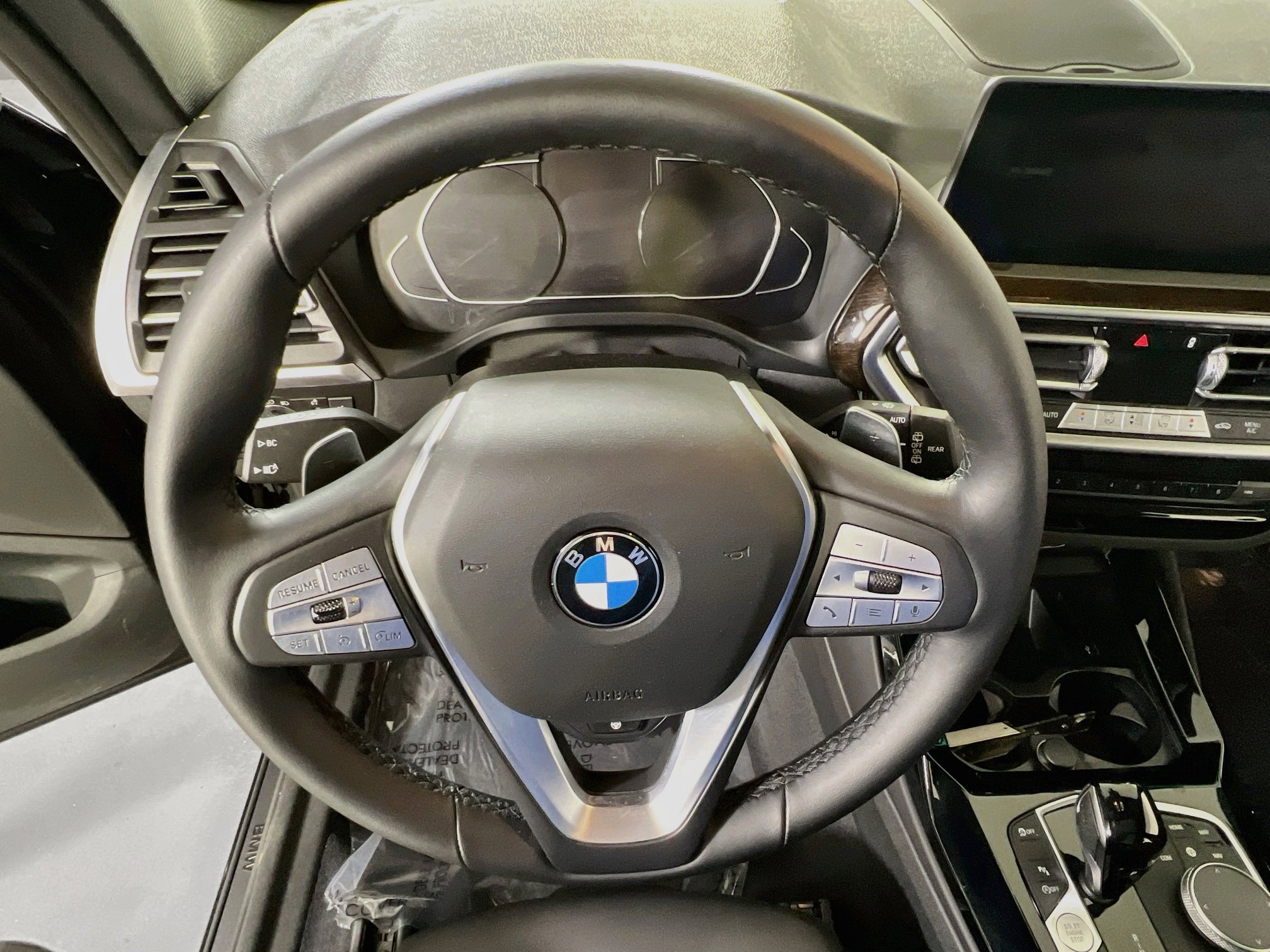 Used 2022 BMW X3 xDrive30i w/ Convenience Package w/ZPA AWD/4WD image 11