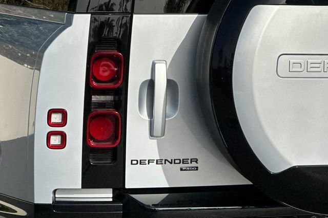 Certified 2023 Land Rover Defender 130 X-Dynamic SE image 26