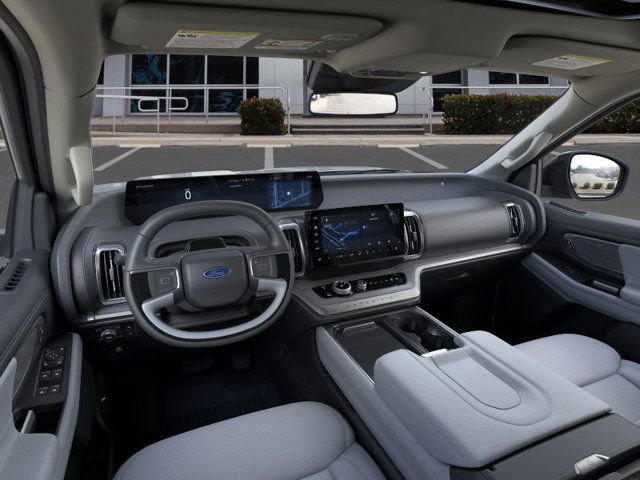 New 2025 Ford Expedition Platinum w/ Driver's Package image 9