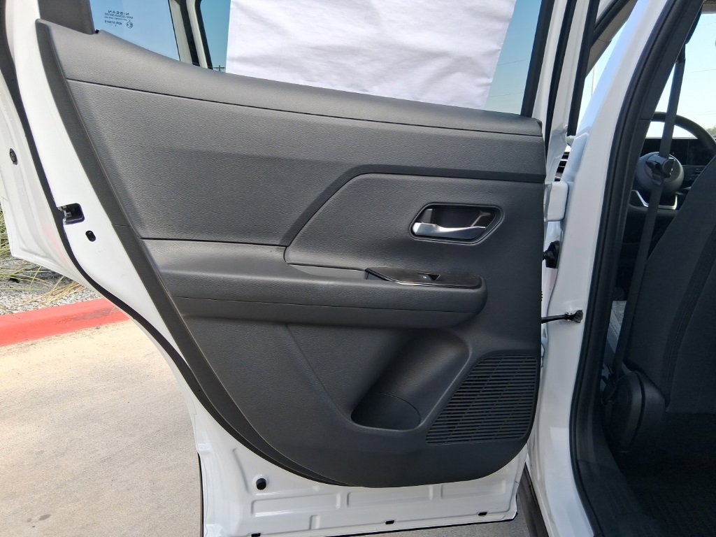 New 2026 Nissan Kicks SV image 23