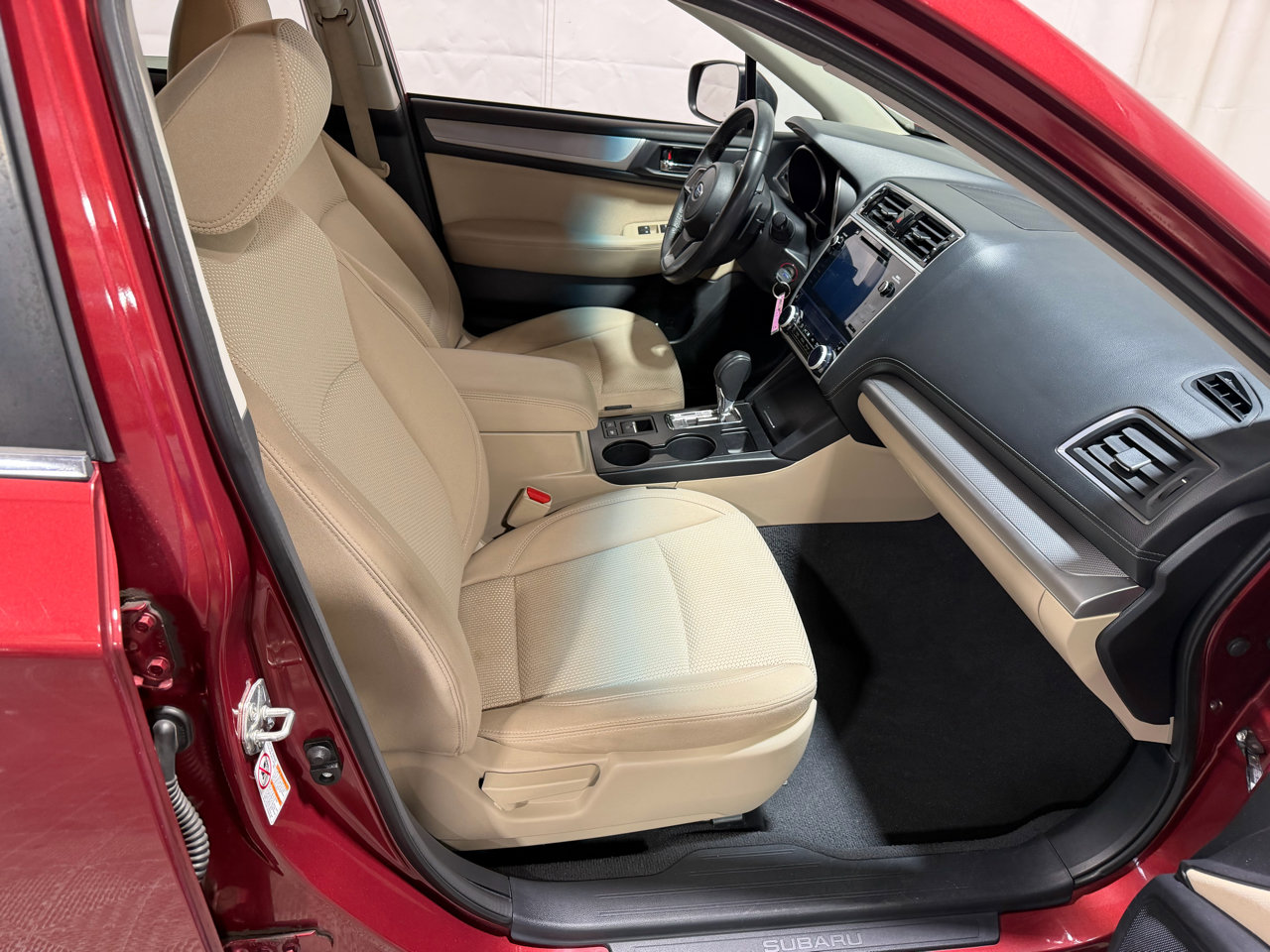 Used 2019 Subaru Outback 2.5i Premium image 12