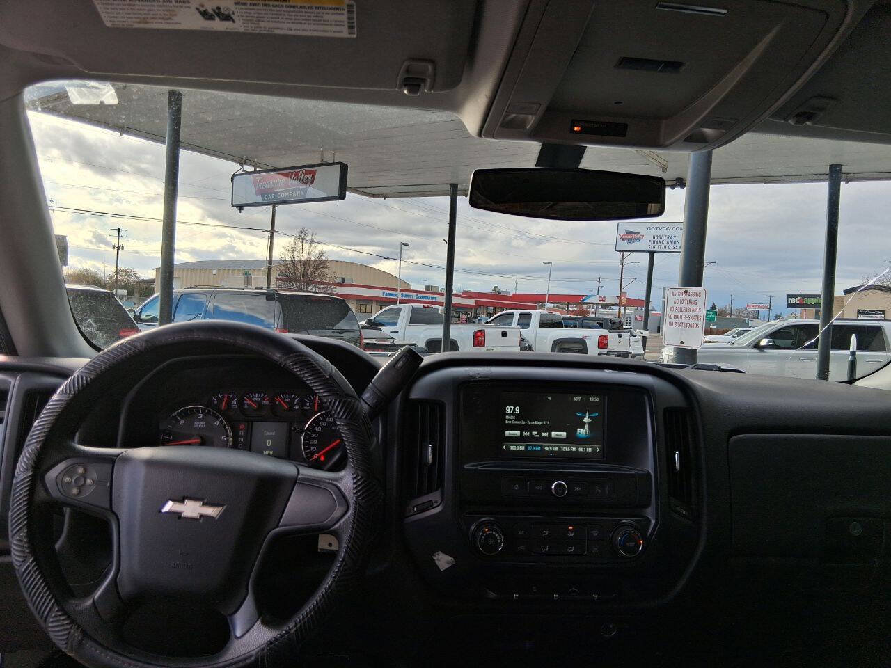 Used 2016 Chevrolet Silverado 1500 Custom w/ Custom Convenience Package AWD/4WD image 15