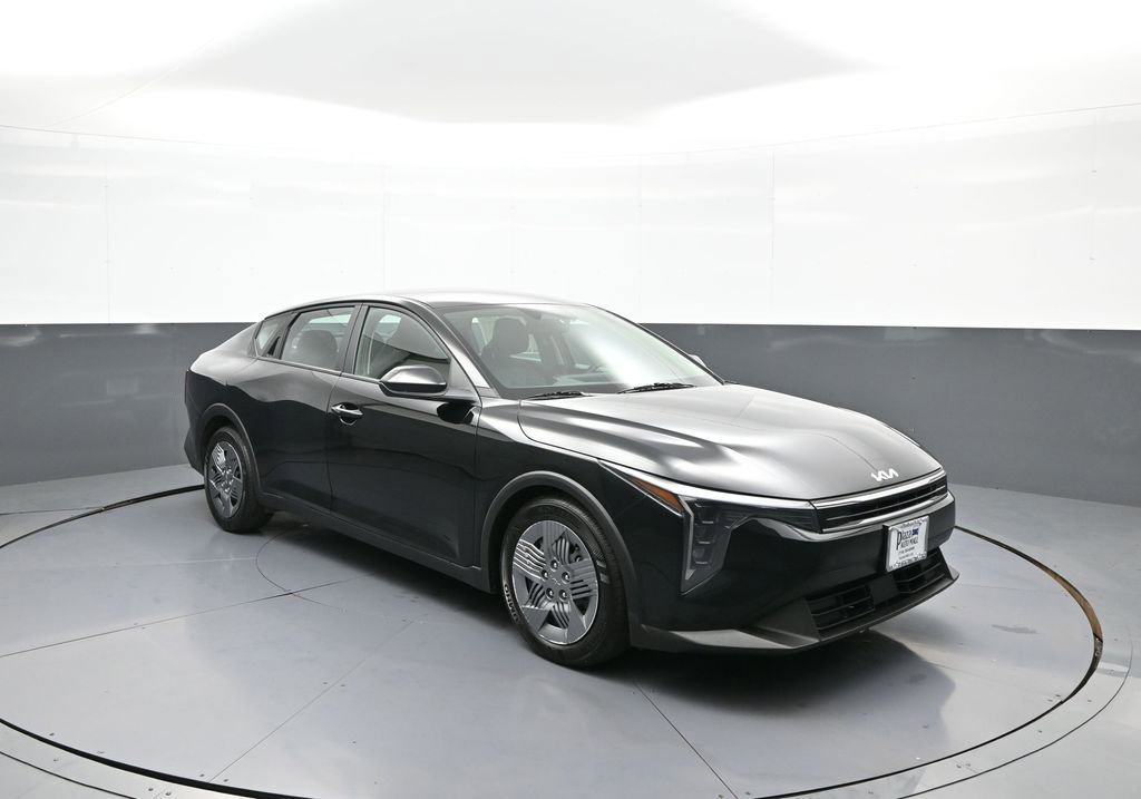 Used 2025 Kia K4 FWD image 4