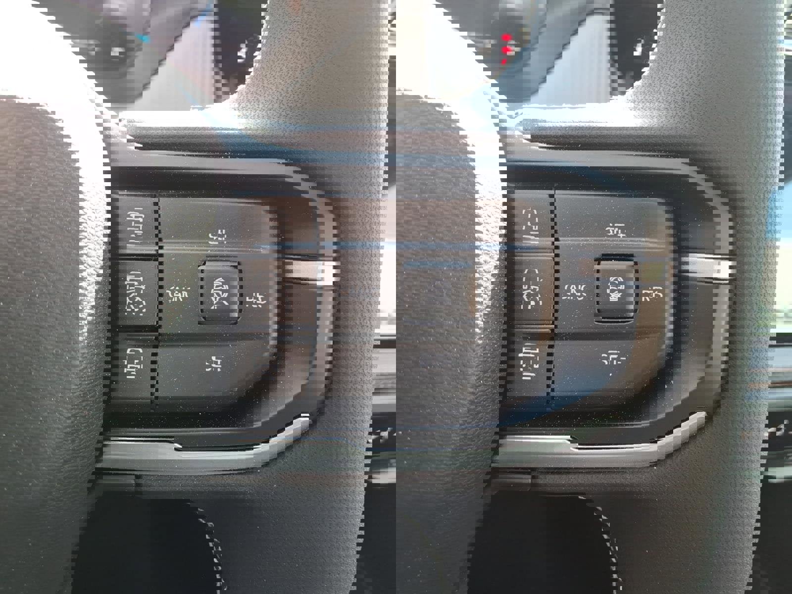 New 2026 Jeep Cherokee Limited image 16