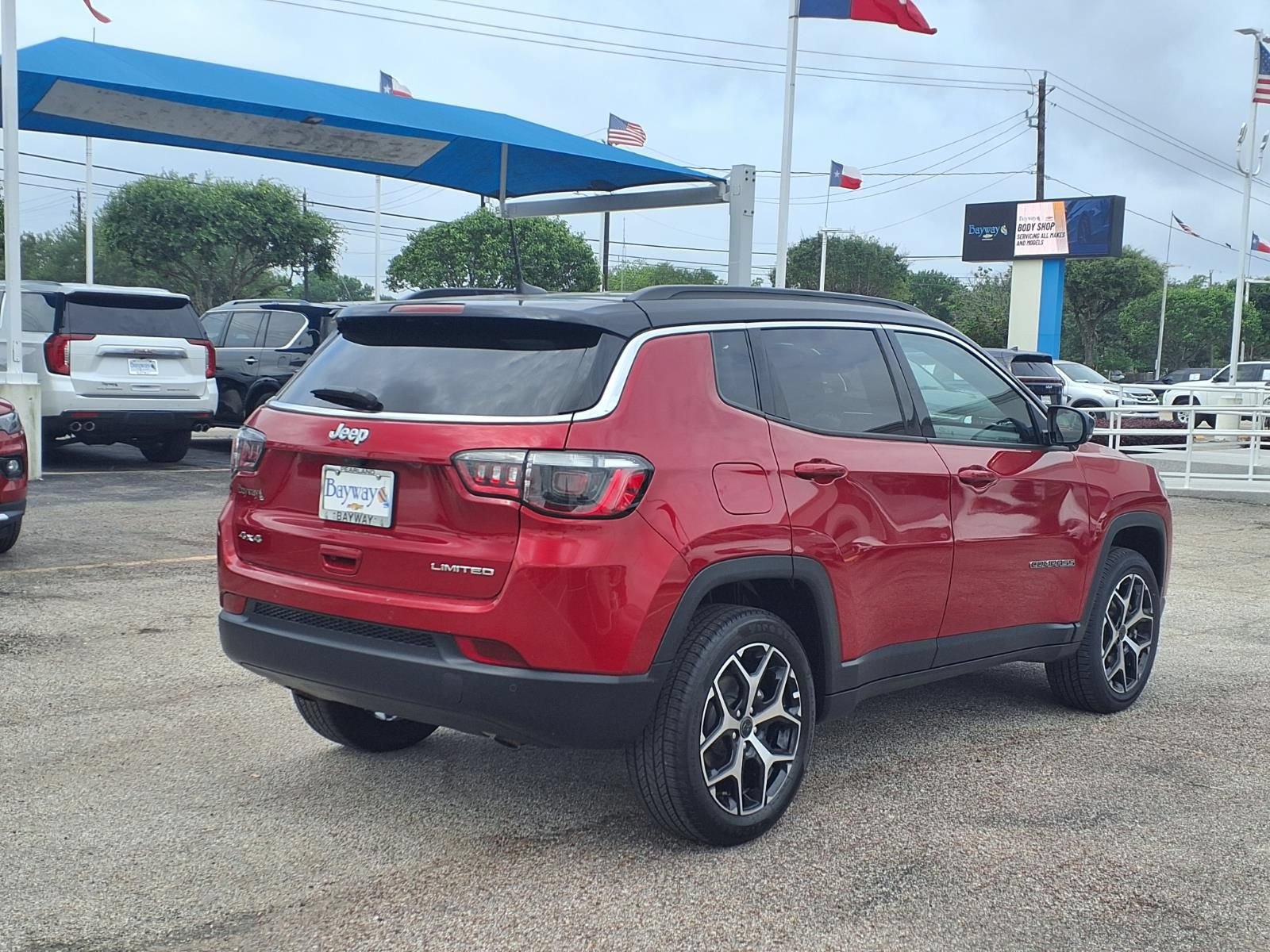 Used 2025 Jeep Compass Limited AWD/4WD image 23