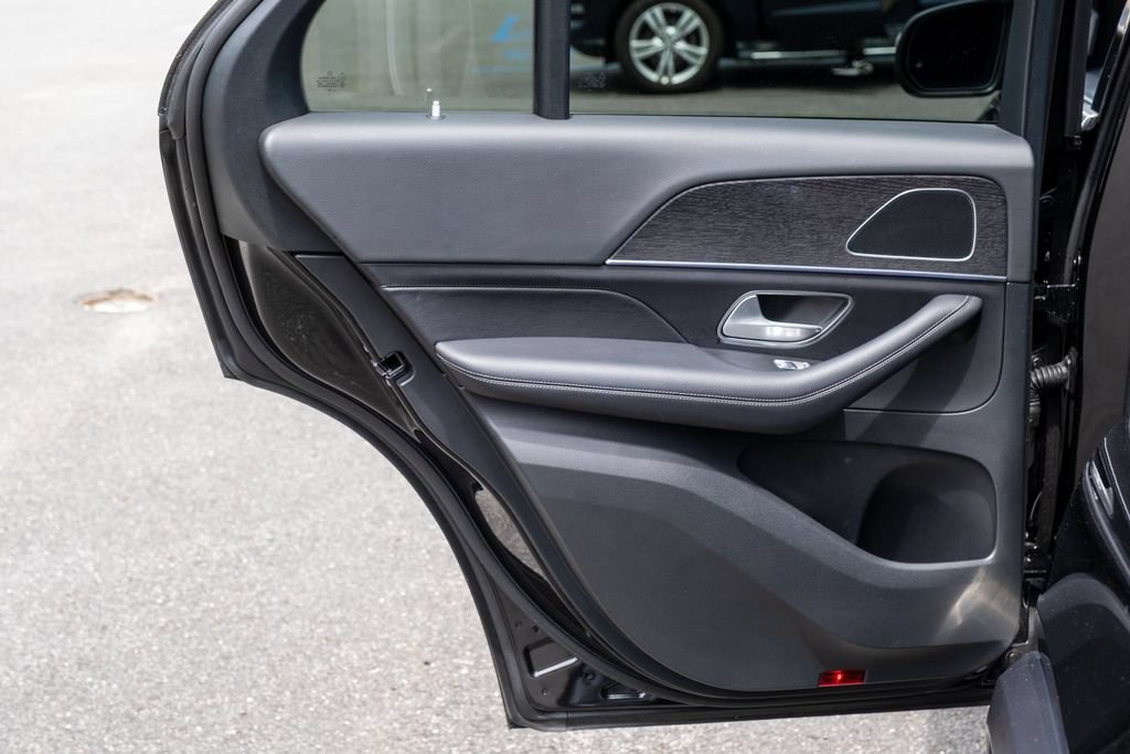 Used 2025 Mercedes-Benz GLE 350 4MATIC image 28