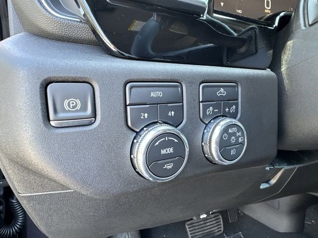 New 2026 GMC Sierra 1500 Elevation image 18