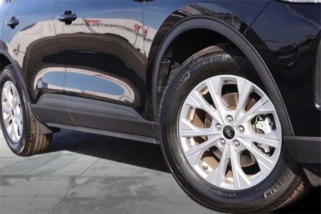 Certified 2025 Ford Escape Active image 3