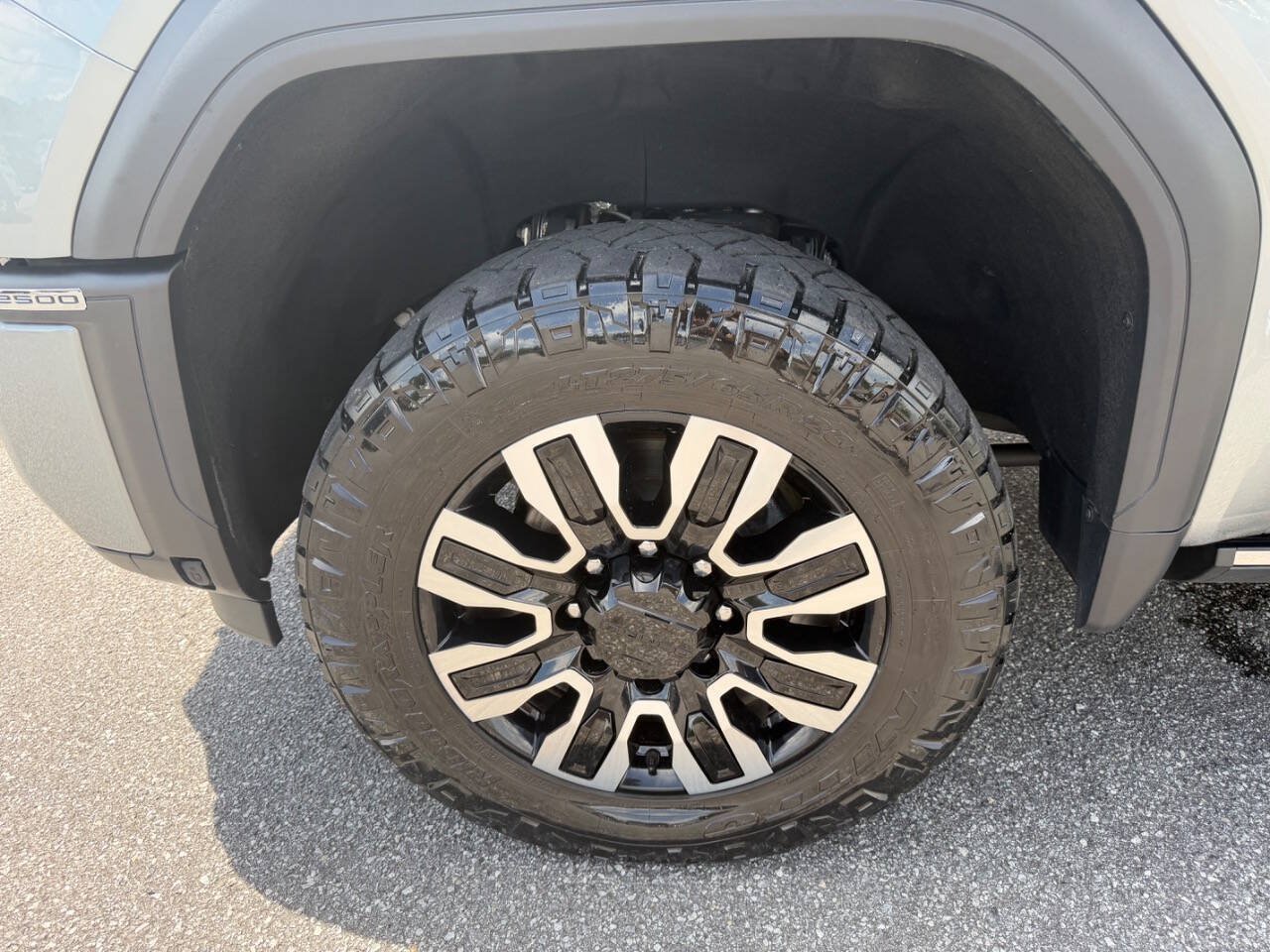 Used 2024 GMC Sierra 2500 Denali Ultimate AWD/4WD image 36
